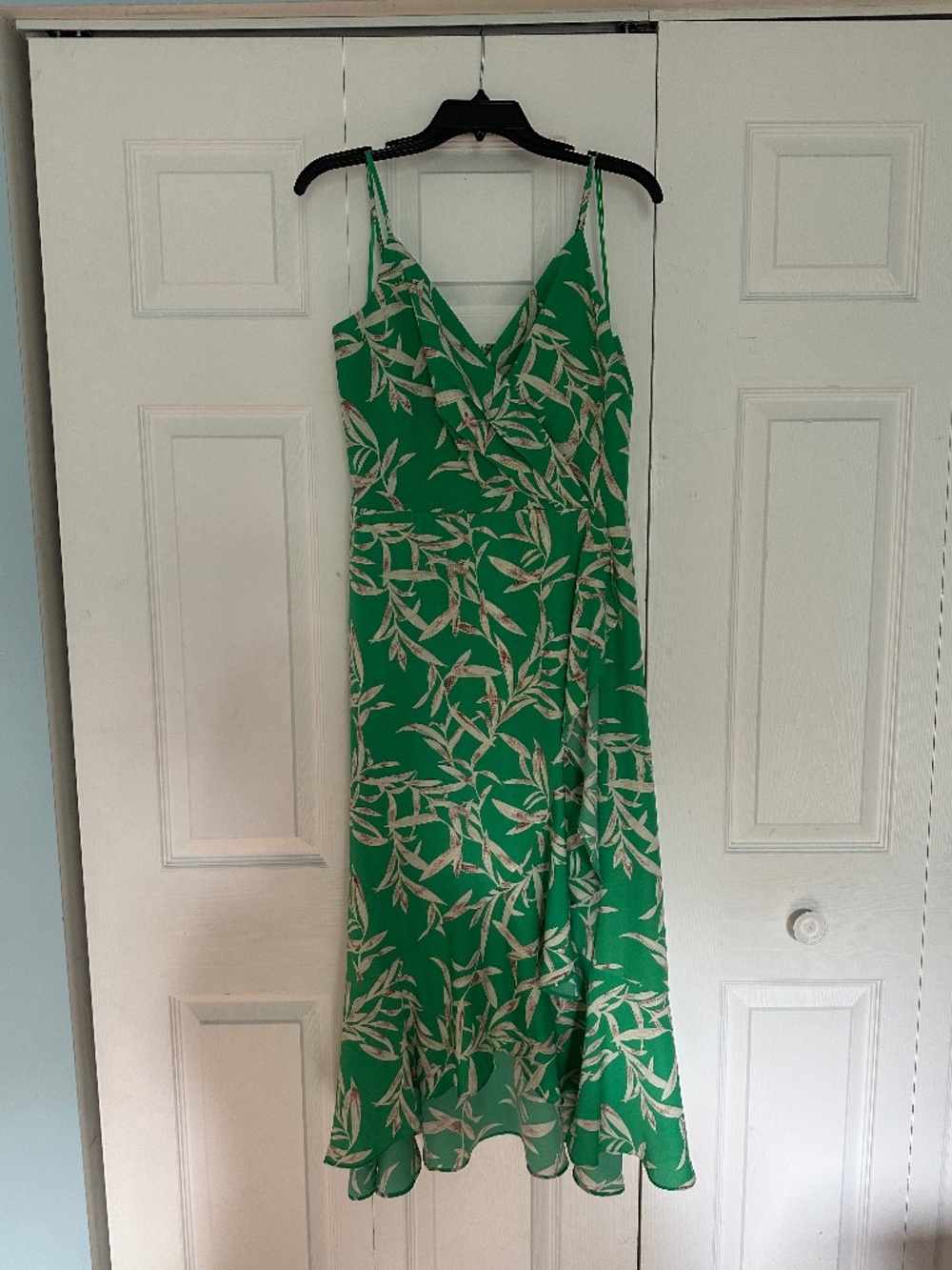 Green Tropical Leaf Ruffled Midi Dress